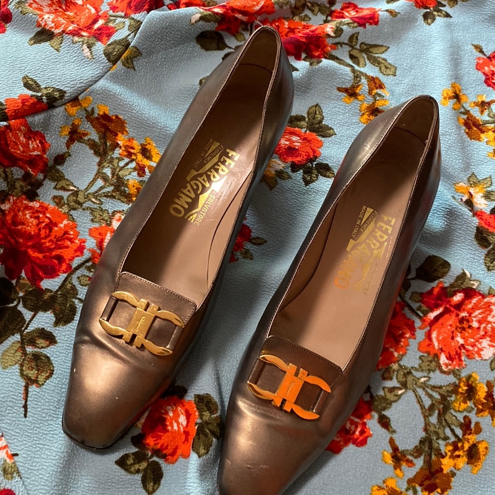 Salvatore Ferragamo 1 inch heels